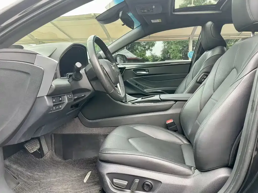 Toyota Avalon 2023 из CN, фото 2