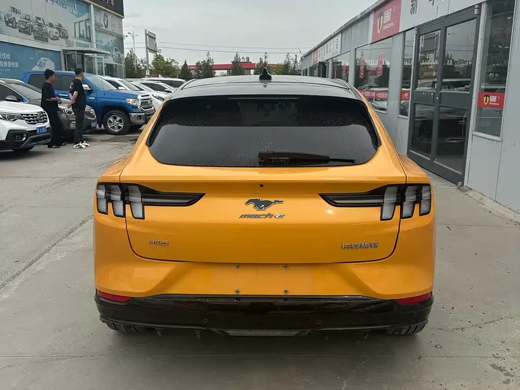 Ford Mustang Mach-E 2023 из CN, фото 4