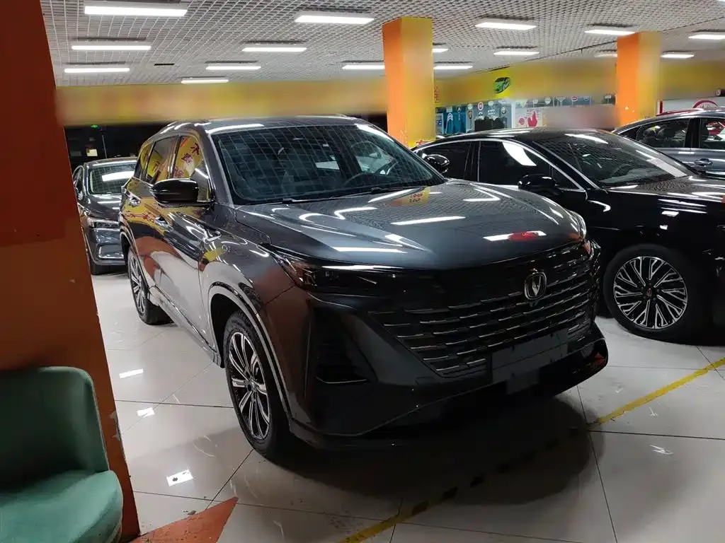 Changan CS75PLUS — фото 8