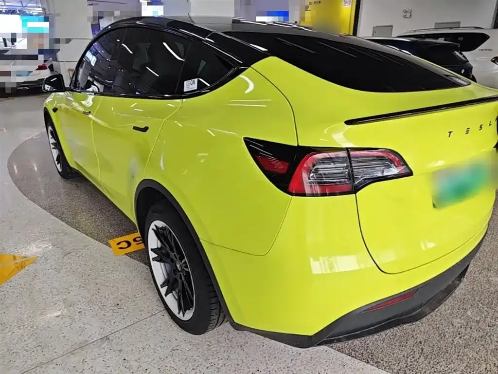 Tesla Model Y — фото 4