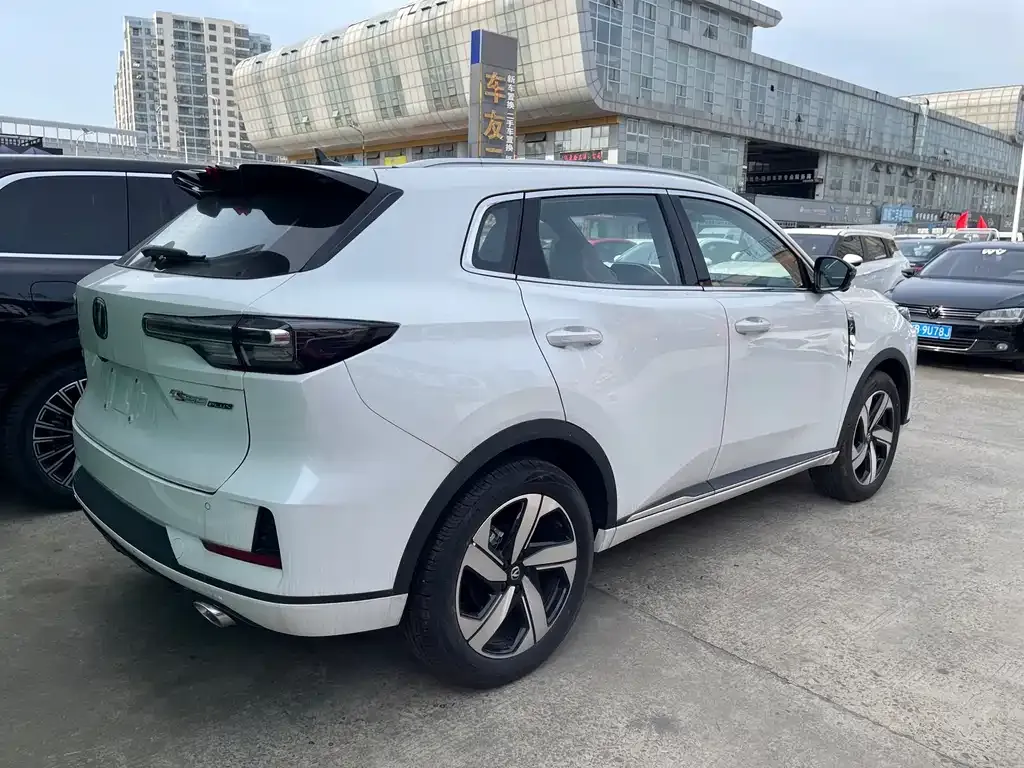 Changan CS55PLUS — фото 6