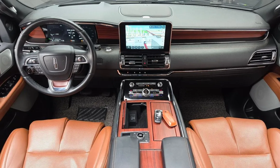 Lincoln Navigator 2021 из KR, фото 7