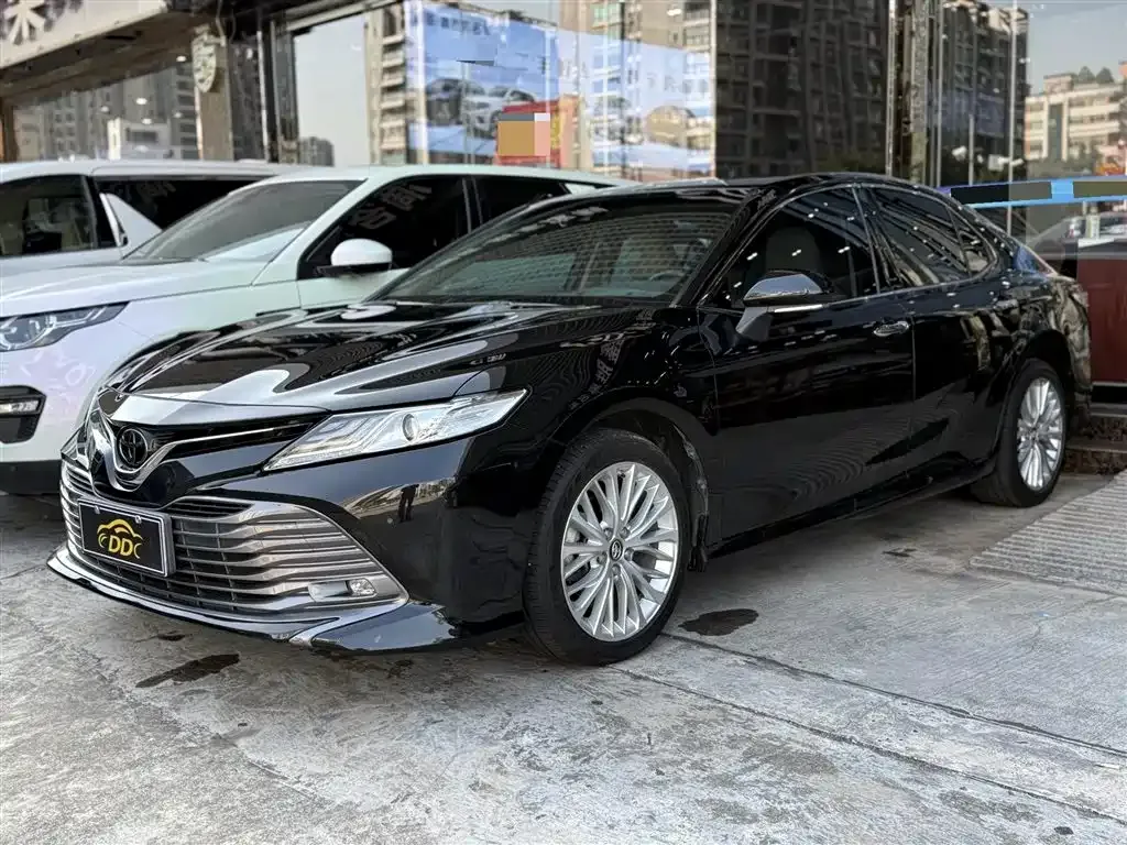 Toyota Camry 2021 из CN, фото 1
