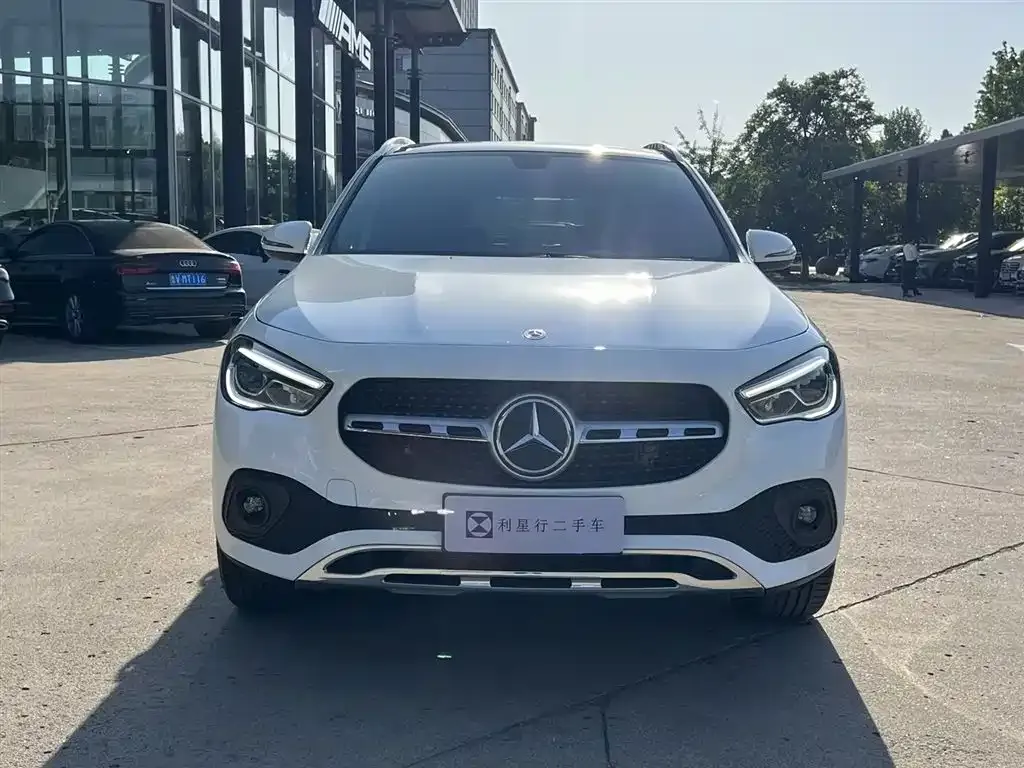 Mercedes-Benz GLA — фото 7