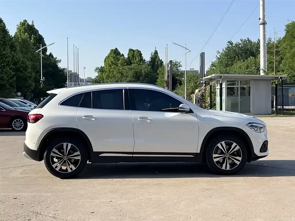 Mercedes-Benz GLA — фото 2