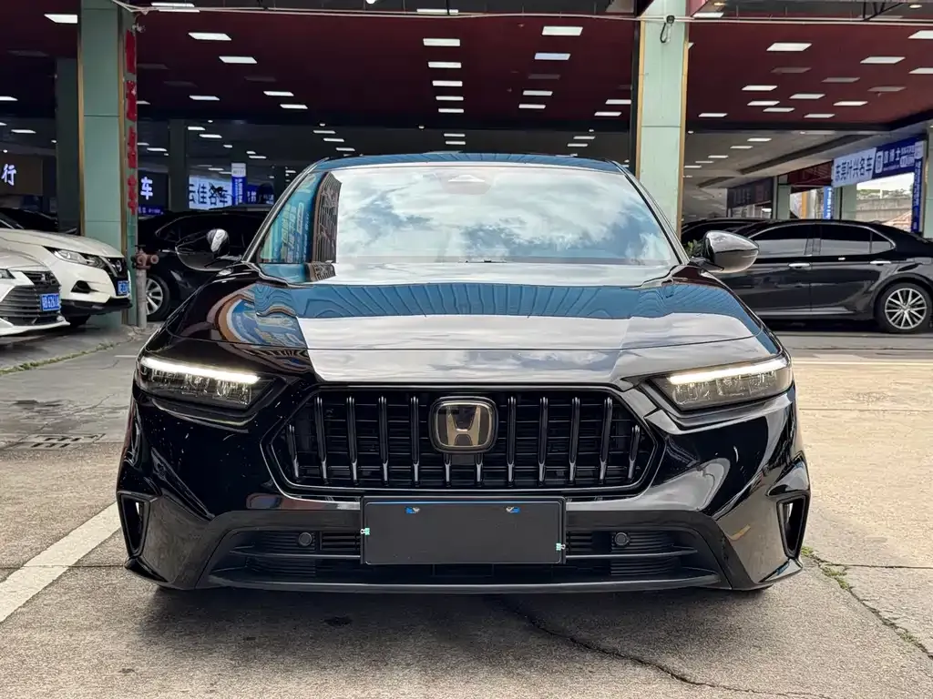 Honda Inspire — фото 9