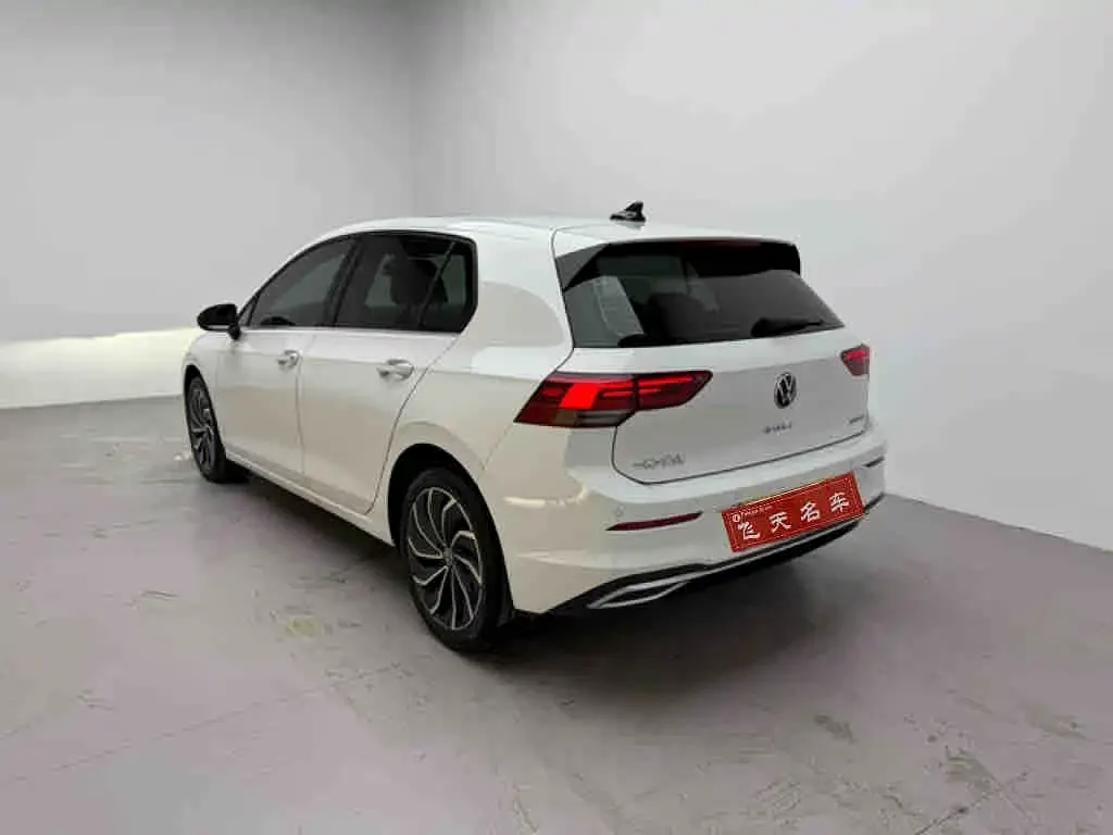 Volkswagen Golf 2021 из CN, фото 4