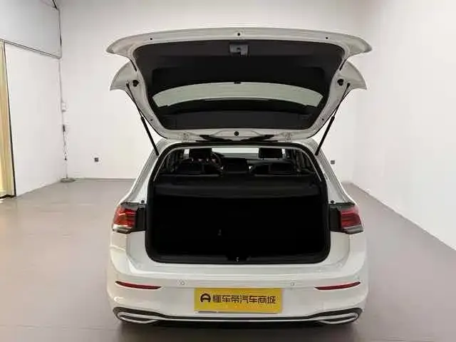 Volkswagen Golf 2021 из CN, фото 5