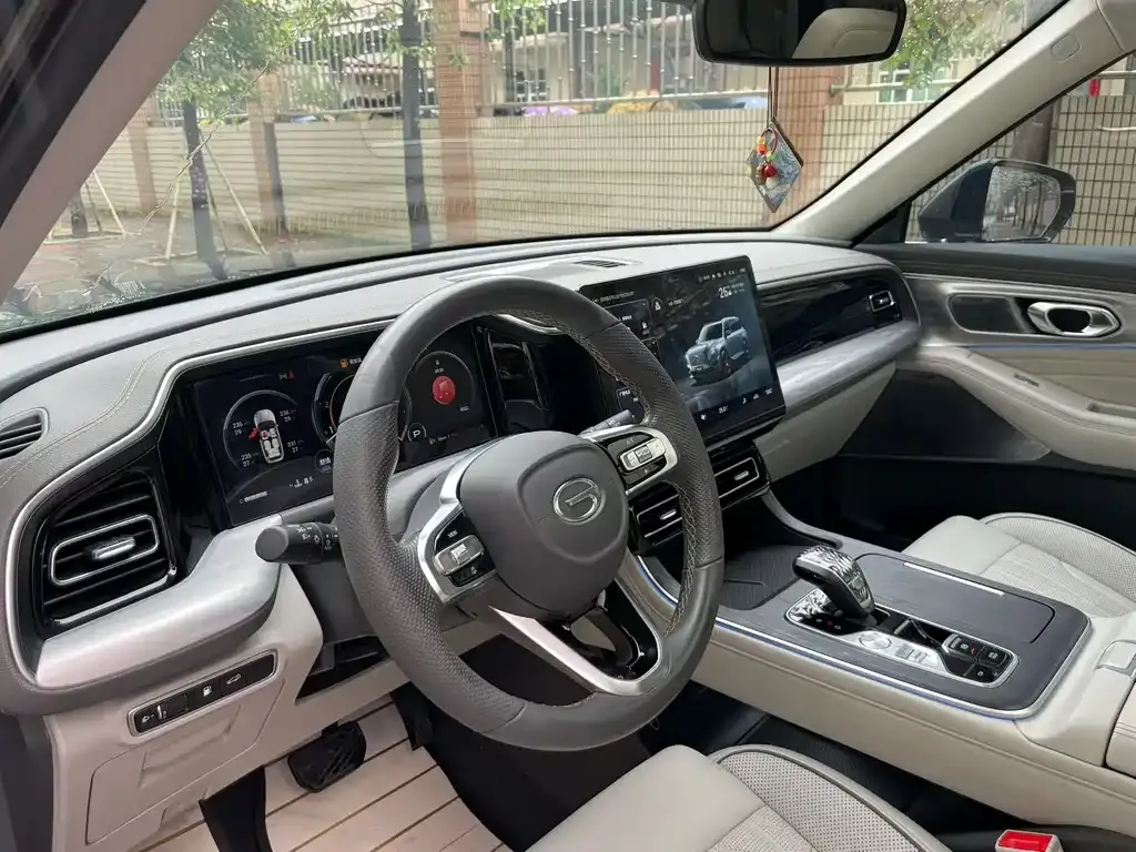 GAC Motor Trumpchi GS8 — фото 4