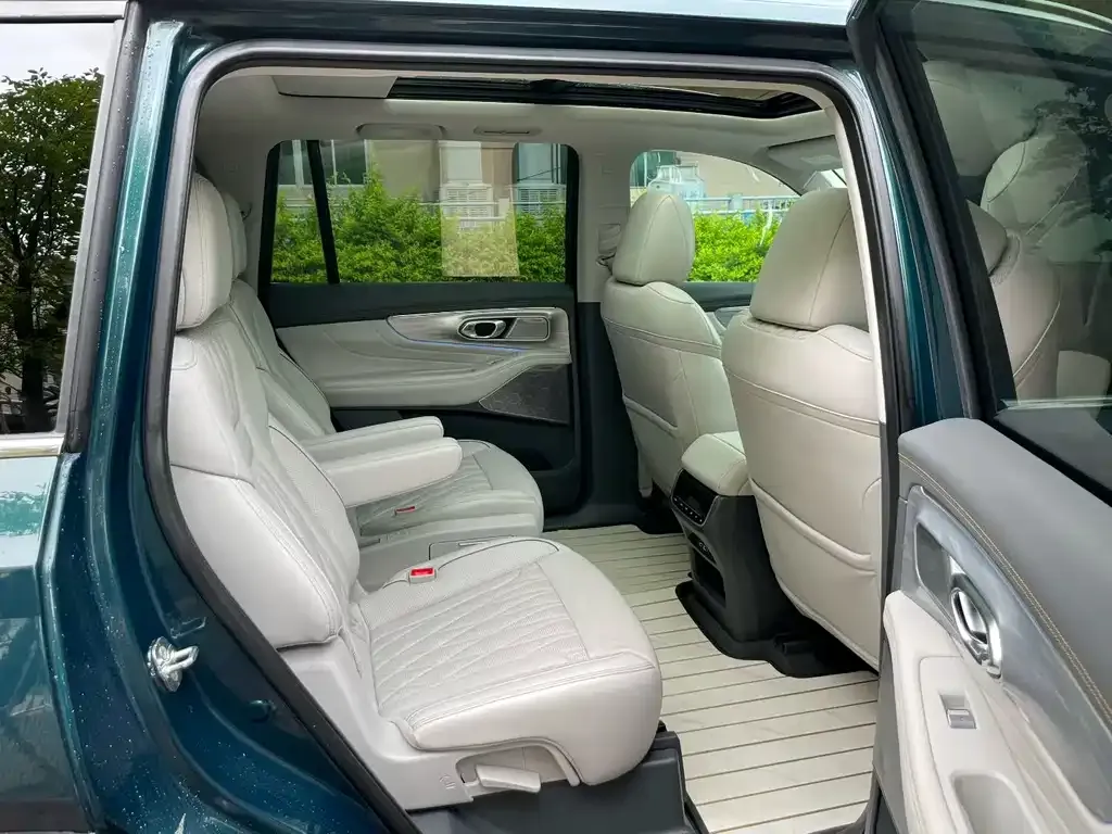 GAC Motor Trumpchi GS8 — фото 2