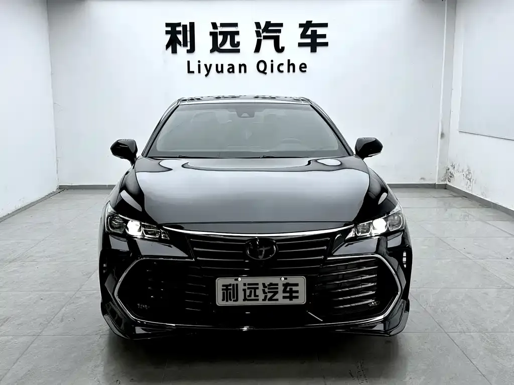 Toyota Avalon 2021 из CN, фото 2