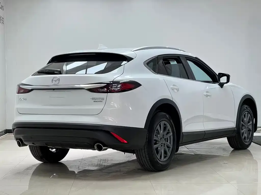 Mazda CX-4 — фото 3