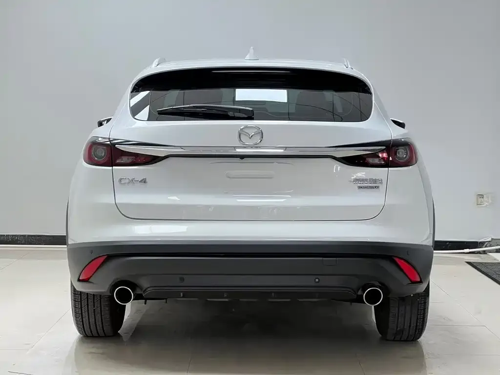 Mazda CX-4 — фото 9