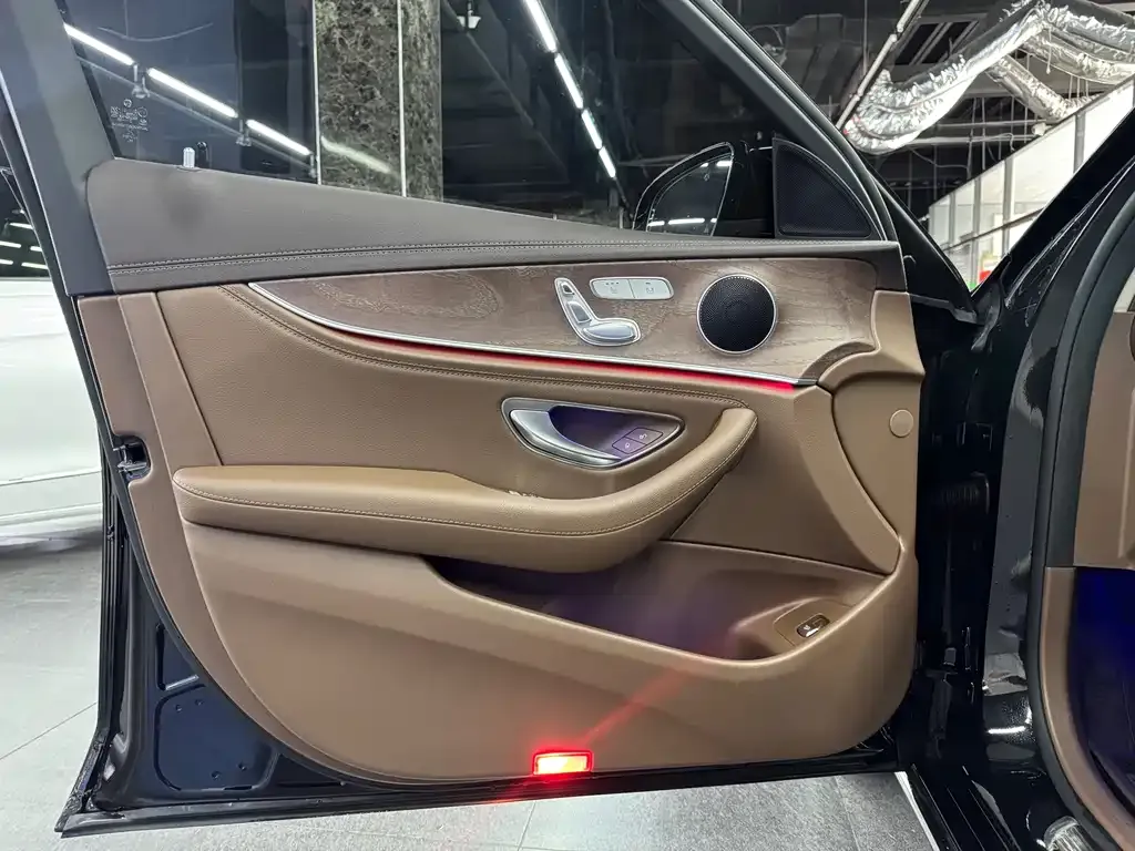 Mercedes-Benz E-Class 2022 из CN, фото 7
