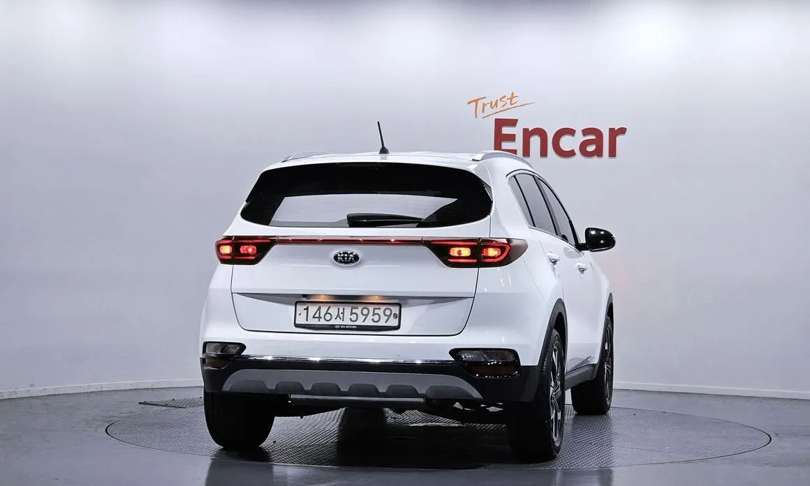 Kia Sportage — фото 7