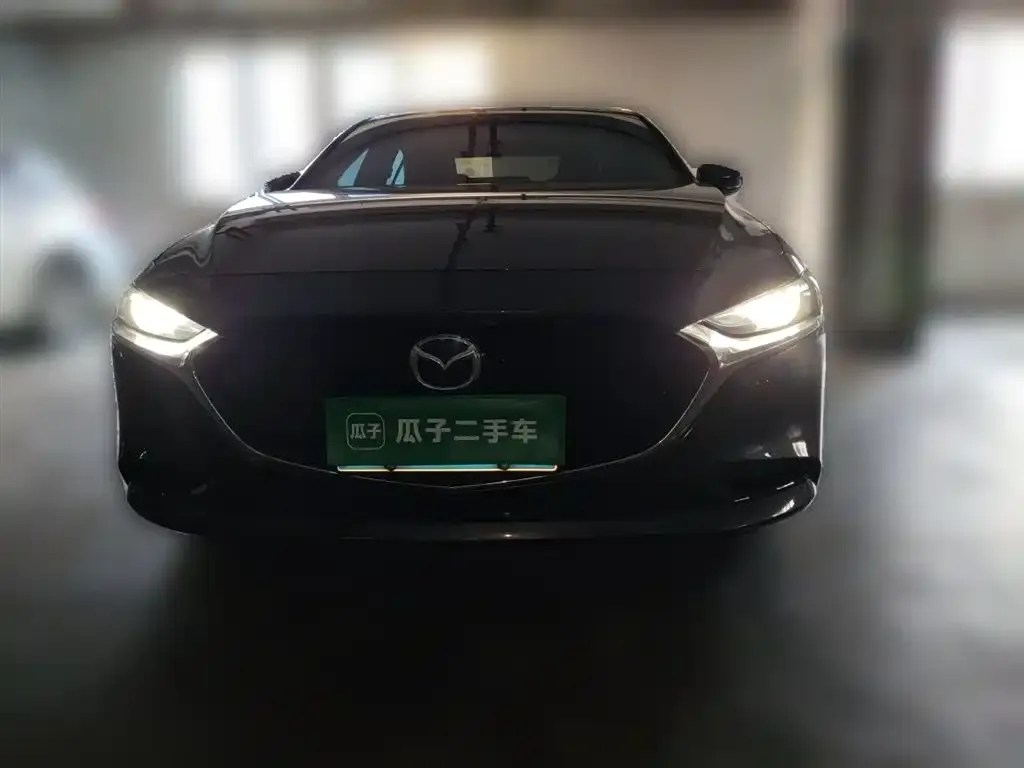 Mazda 3 Axela — фото 4