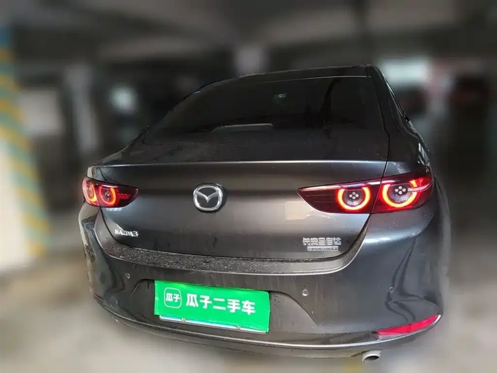 Mazda 3 Axela — фото 2