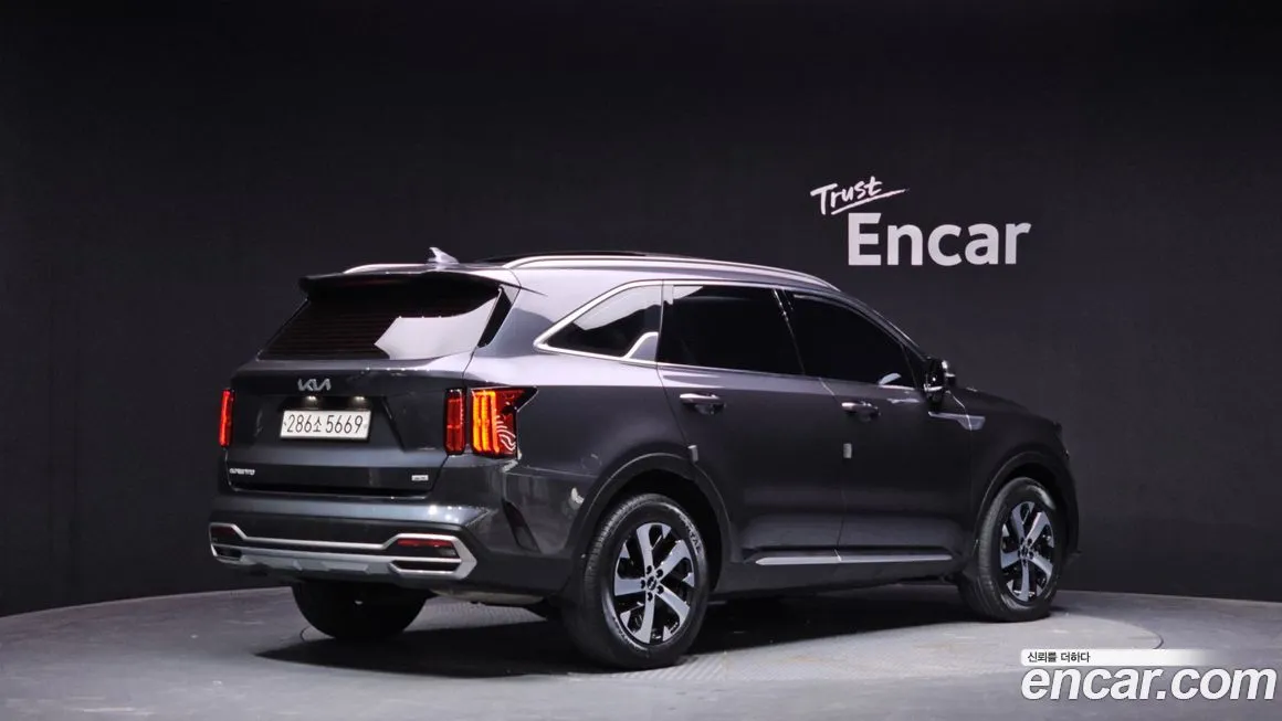 Kia Sorento 2023 из KR, фото 5