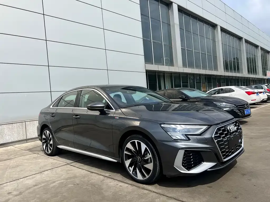 Audi A3 — фото 10
