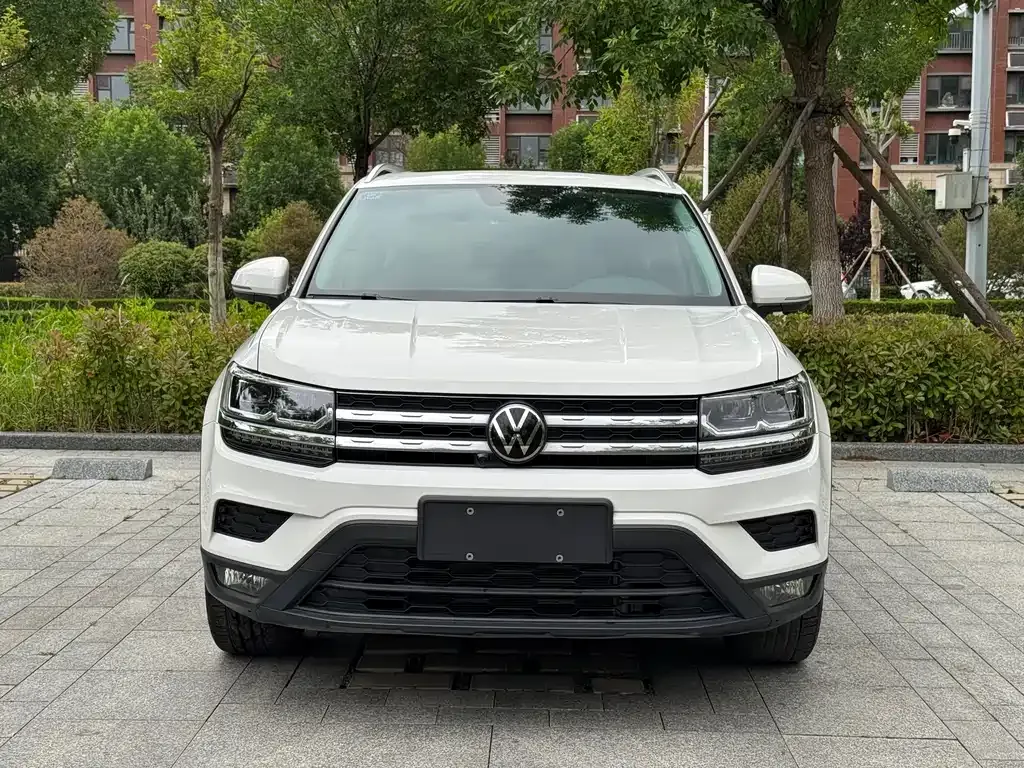 Volkswagen Tharu — фото 4