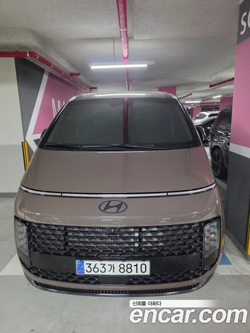 Hyundai Staria — фото 1