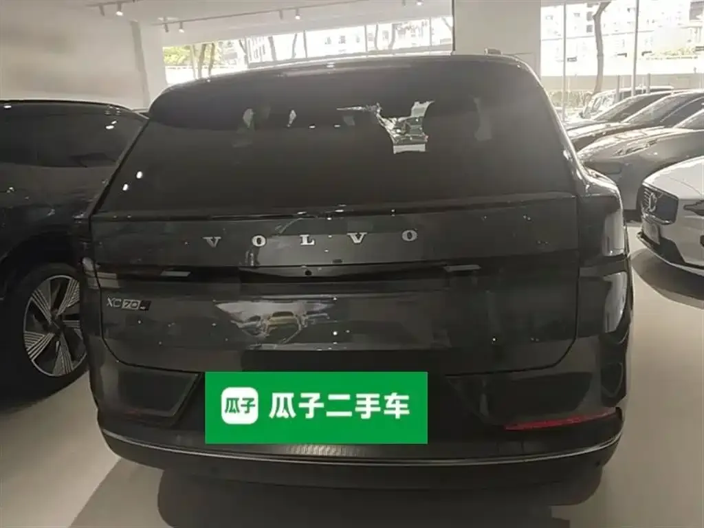 Volvo XC70 Plug-in Hybrid 2025 из CN, фото 4