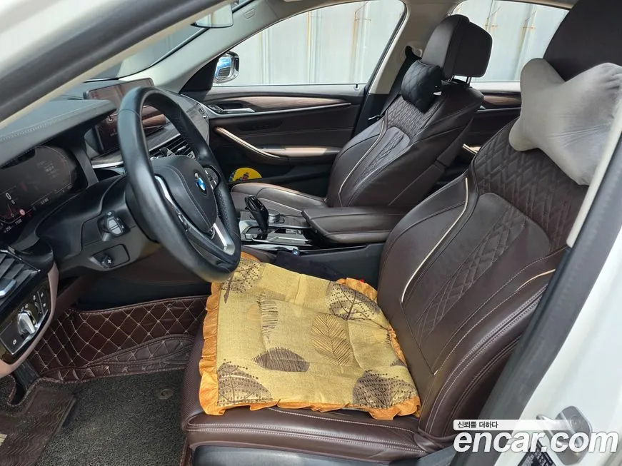 BMW 5-Series 2021 из KR, фото 3