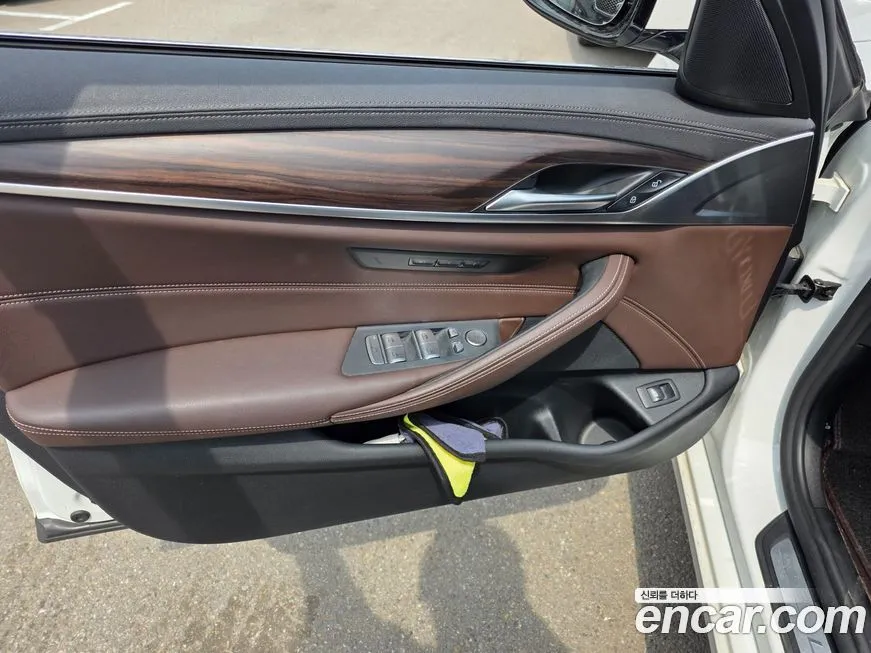 BMW 5-Series 2021 из KR, фото 8