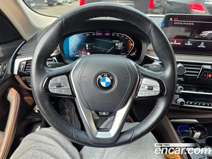 BMW 5-Series 2021 из KR, фото 9