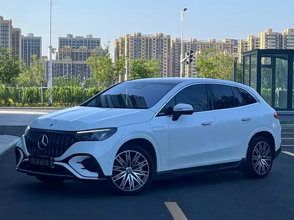 Mercedes-Benz EQE SUV