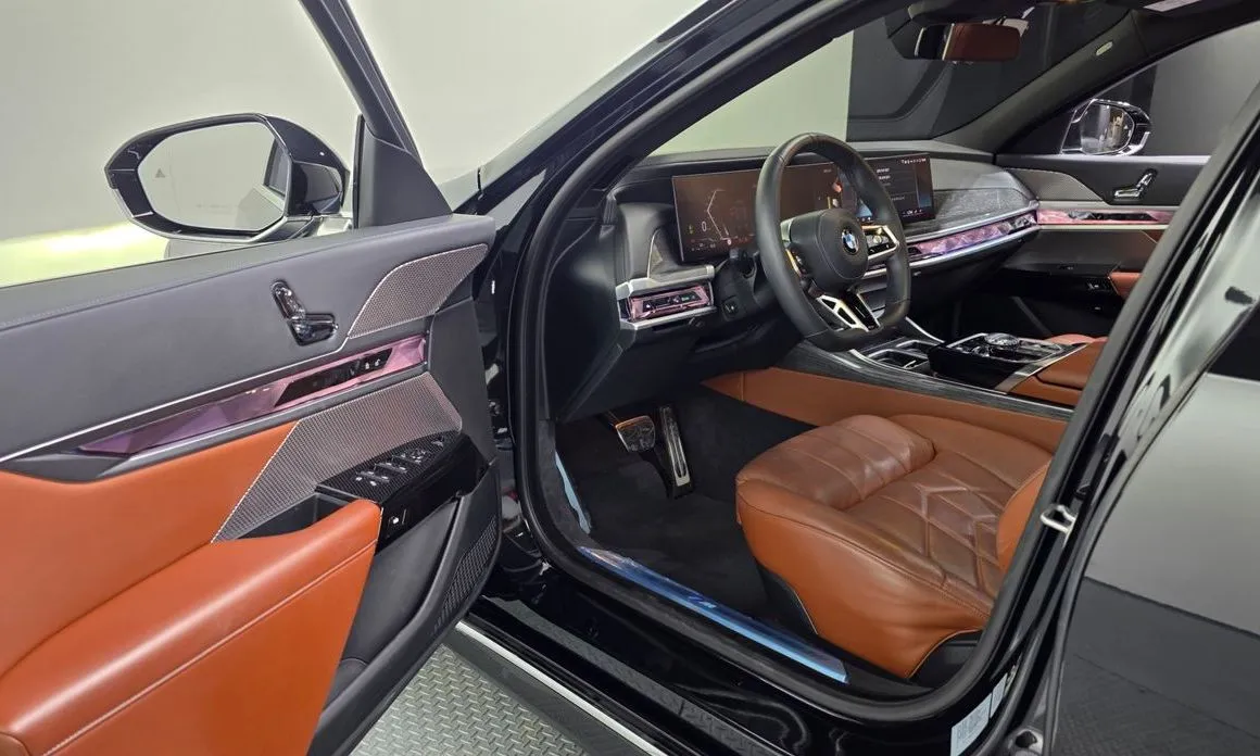 BMW 7-Series 2024 из KR, фото 5