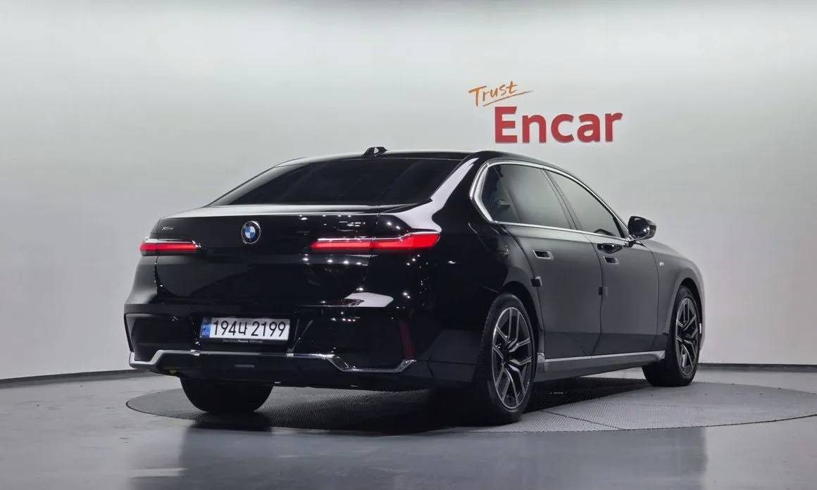 BMW 7-Series 2024 из KR, фото 4