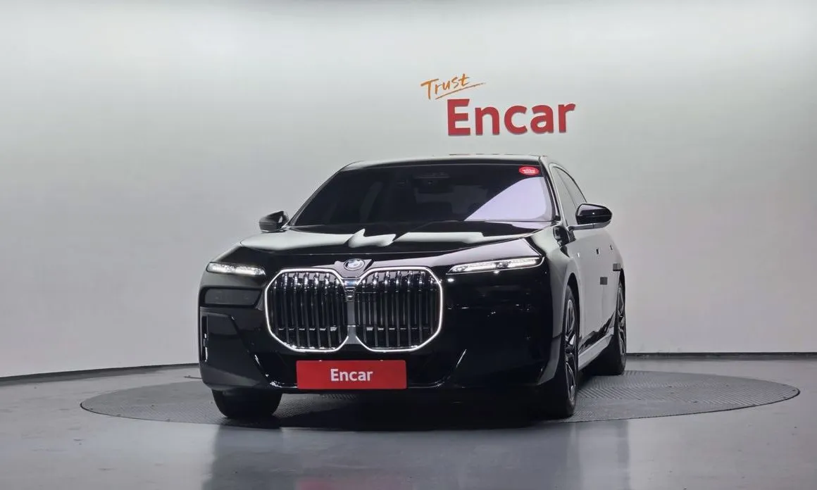 BMW 7-Series 2024 из KR, фото 8