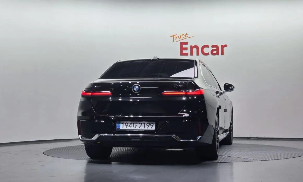 BMW 7-Series 2024 из KR, фото 7