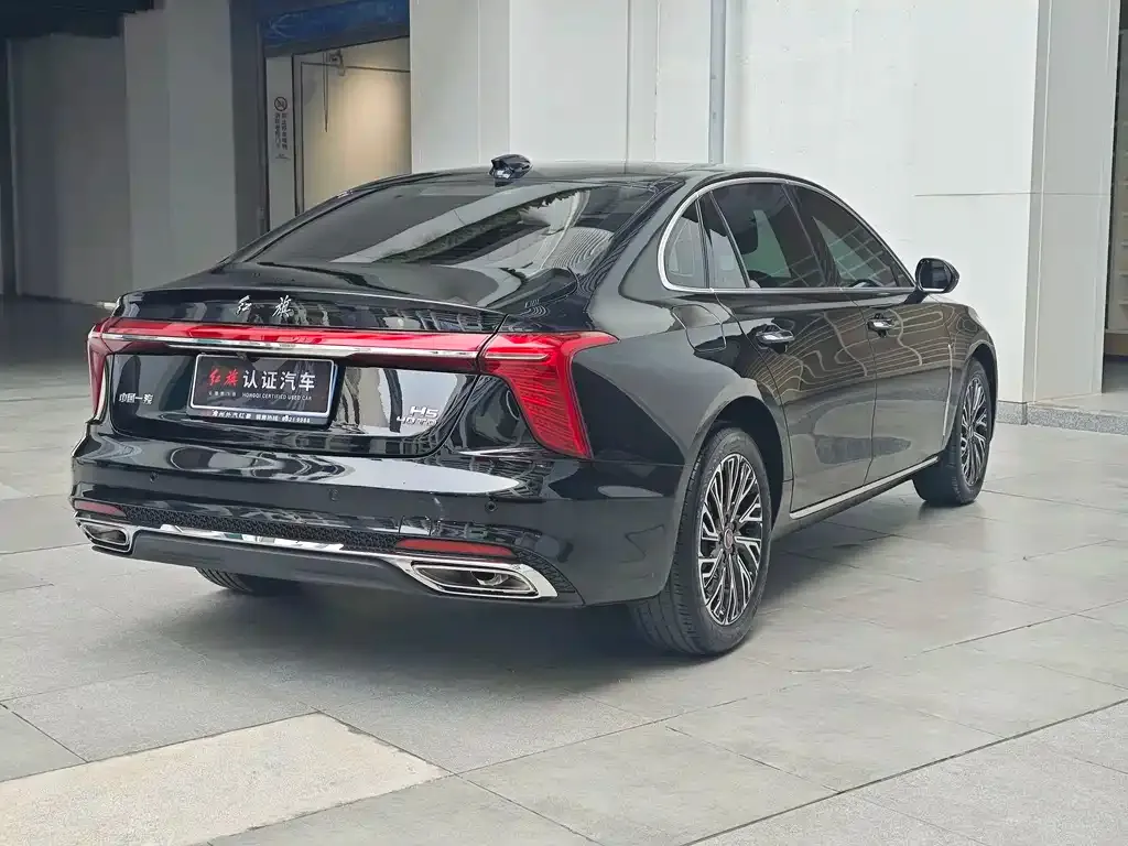 Hongqi H5 — фото 10