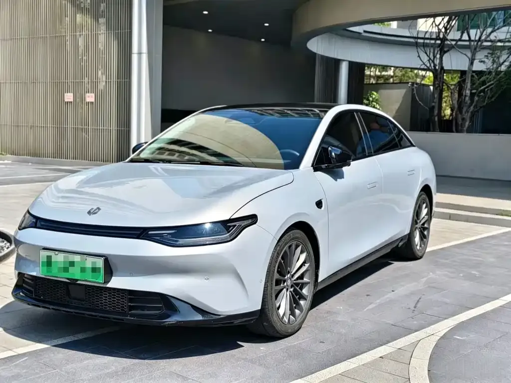 Leapmotor C01 — фото 1