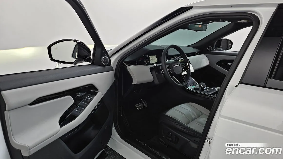 Land Rover Range Rover Evoque — фото 6