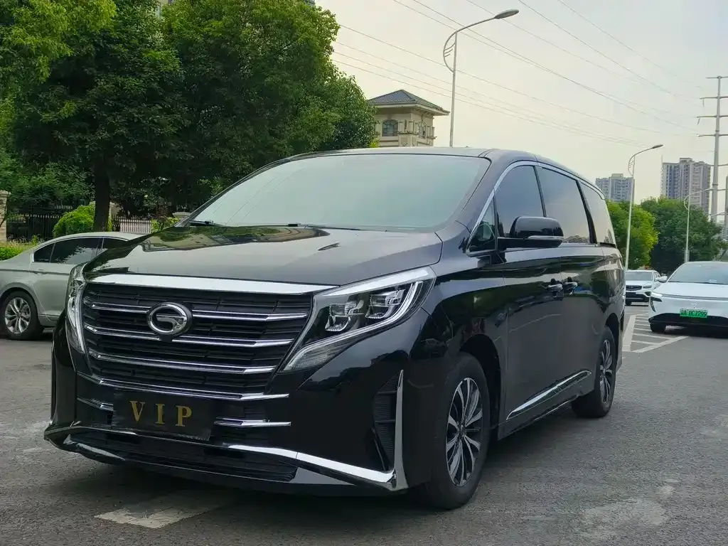 GAC Motor Trumpchi M8 — фото 1