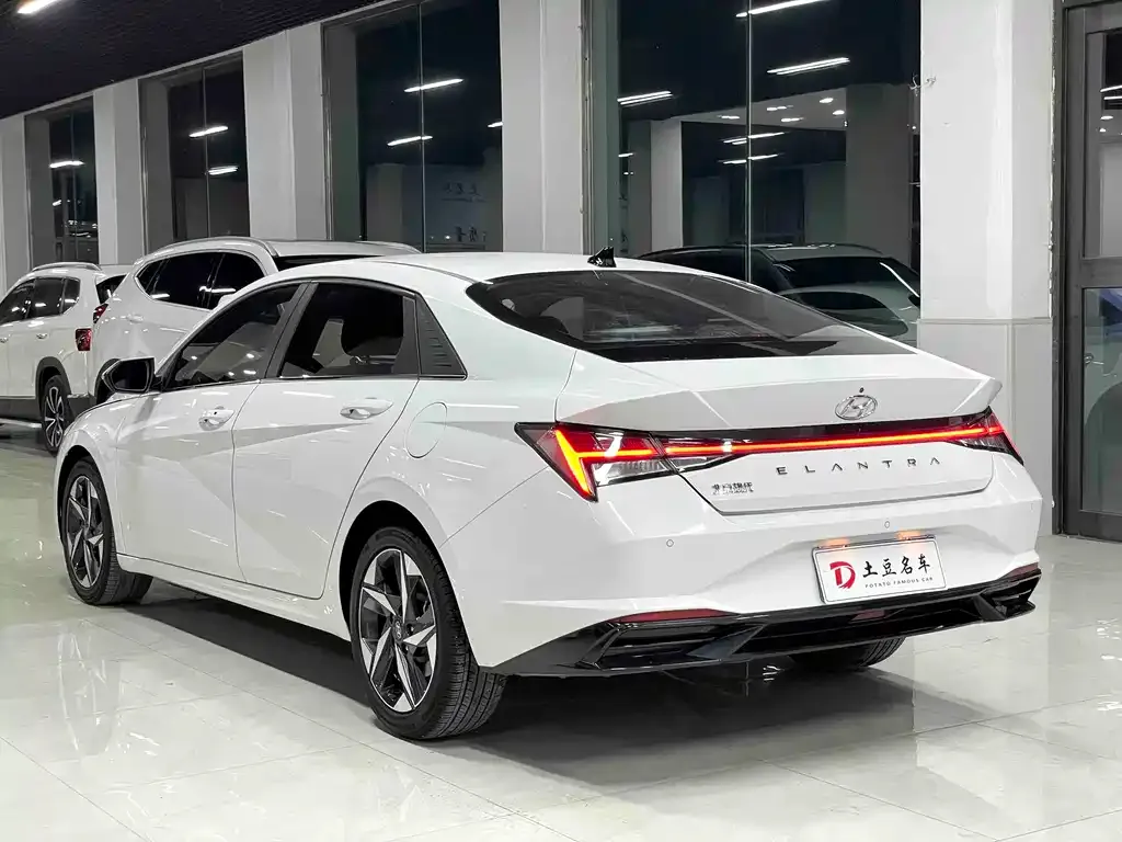 Hyundai Elantra 2022 из CN, фото 6