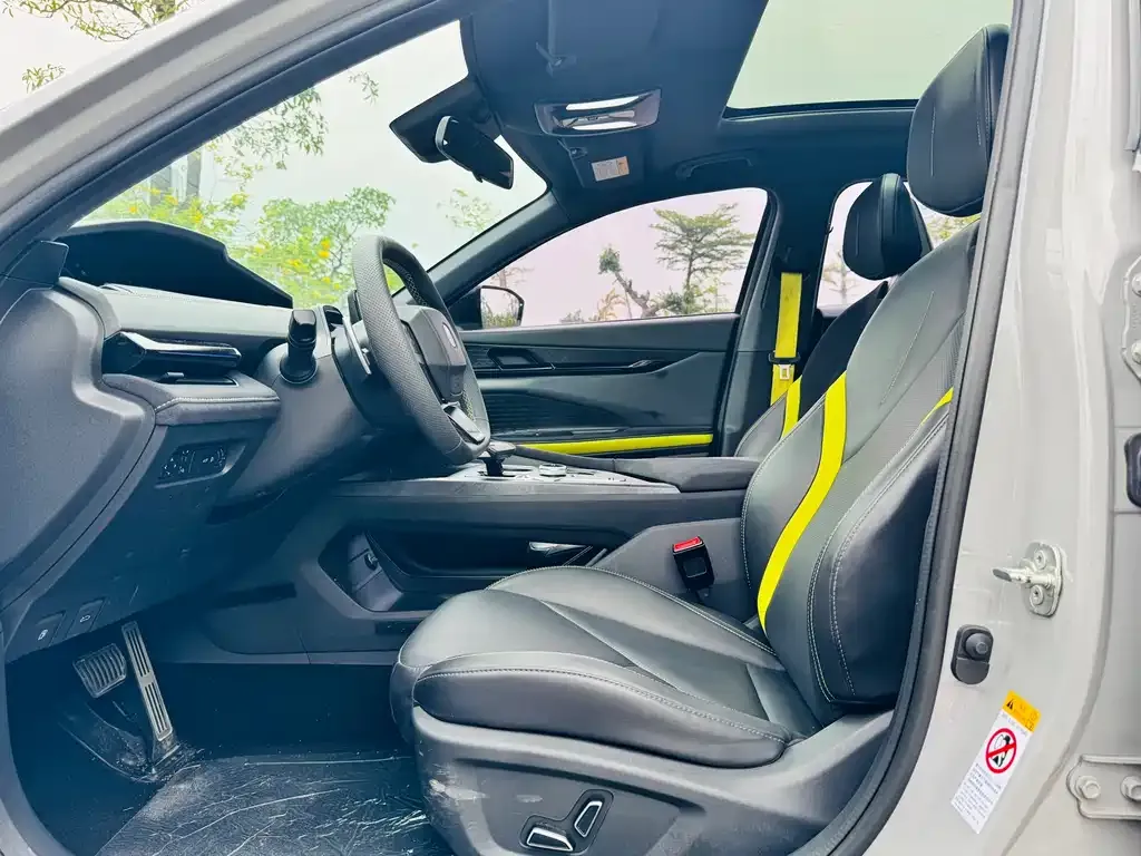 Changan UNI-V 2023 из CN, фото 3