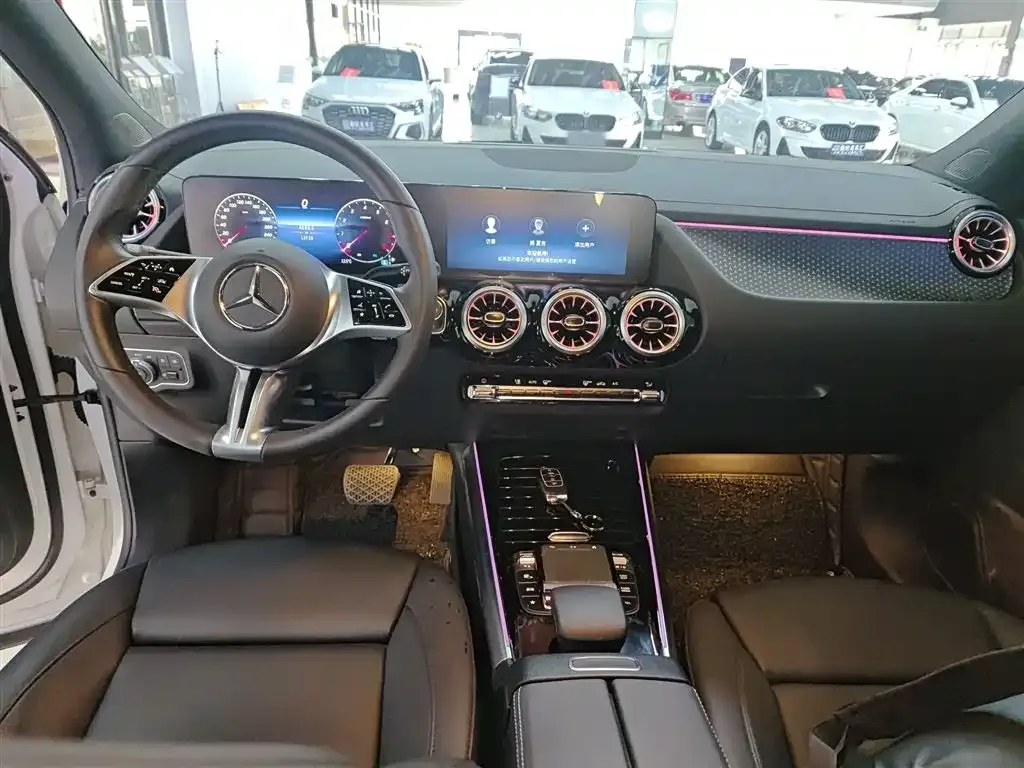 Mercedes-Benz GLA — фото 8
