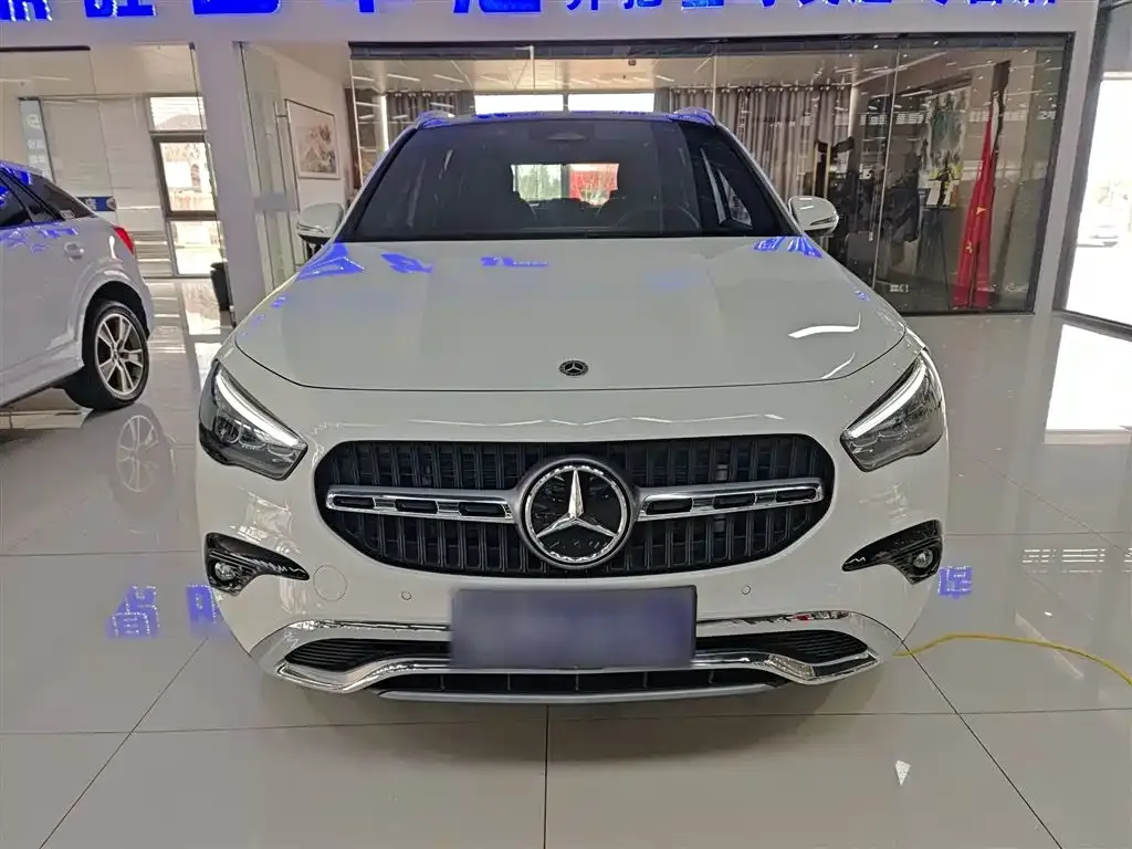 Mercedes-Benz GLA — фото 9