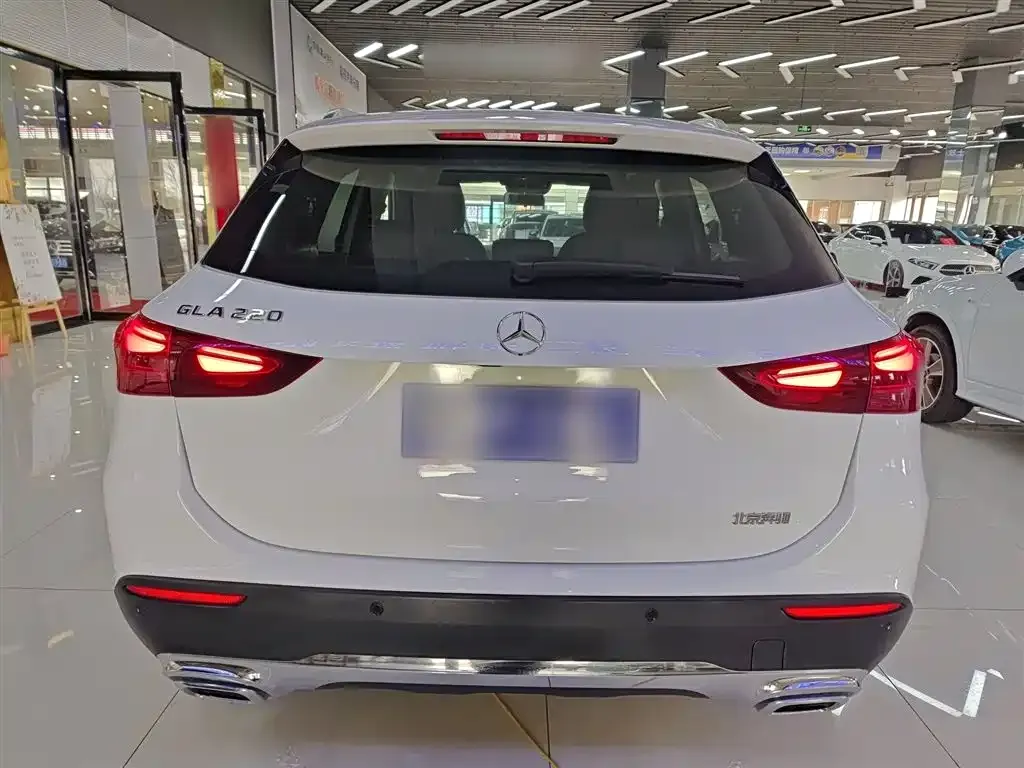 Mercedes-Benz GLA — фото 3