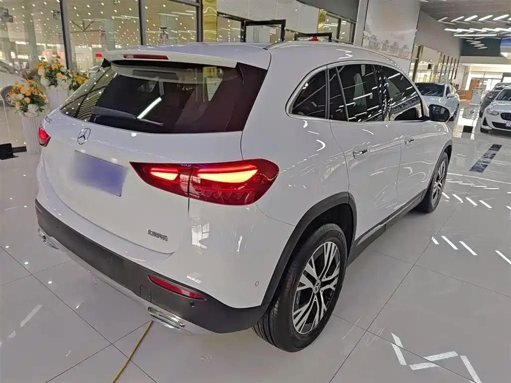 Mercedes-Benz GLA — фото 5