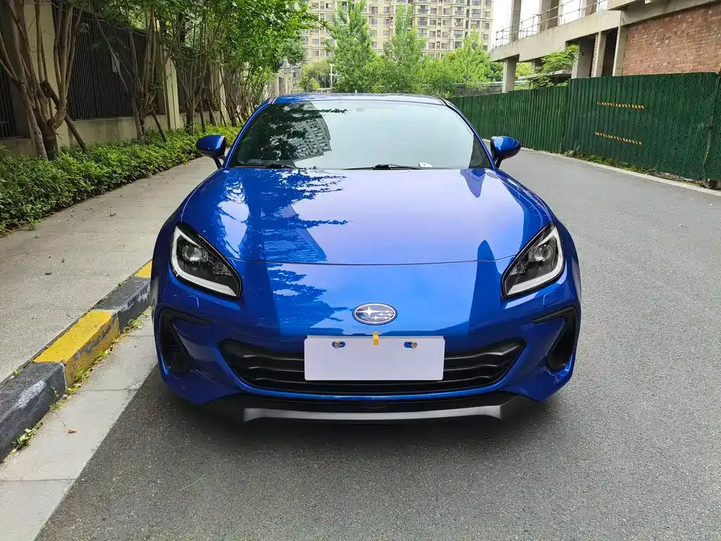 Subaru BRZ 2022 из CN, фото 10