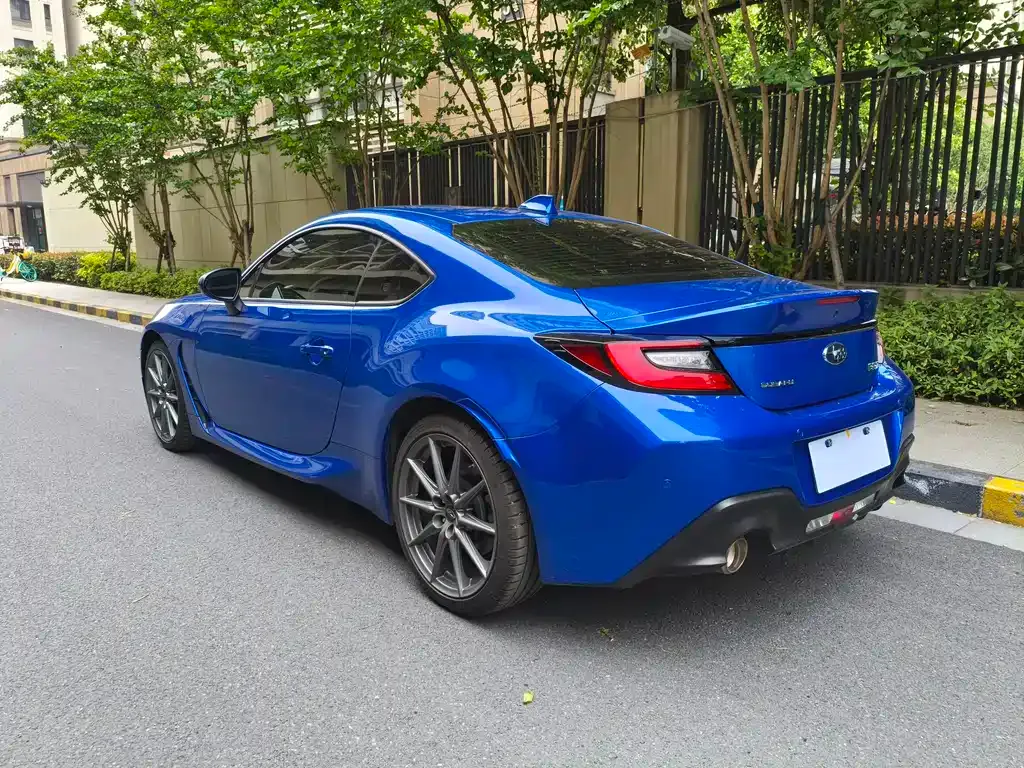 Subaru BRZ 2022 из CN, фото 7
