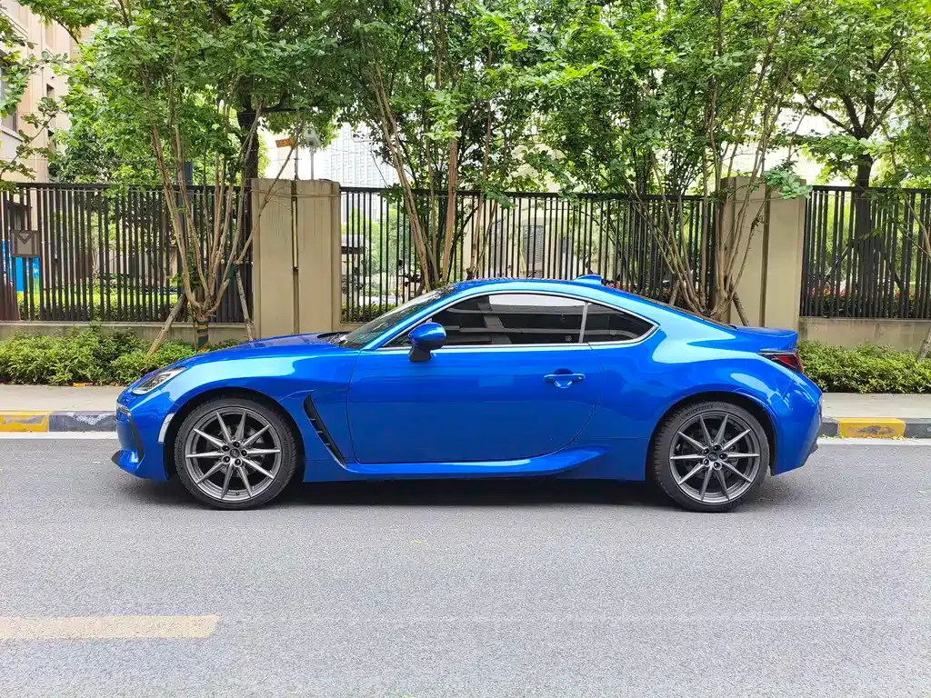 Subaru BRZ 2022 из CN, фото 9