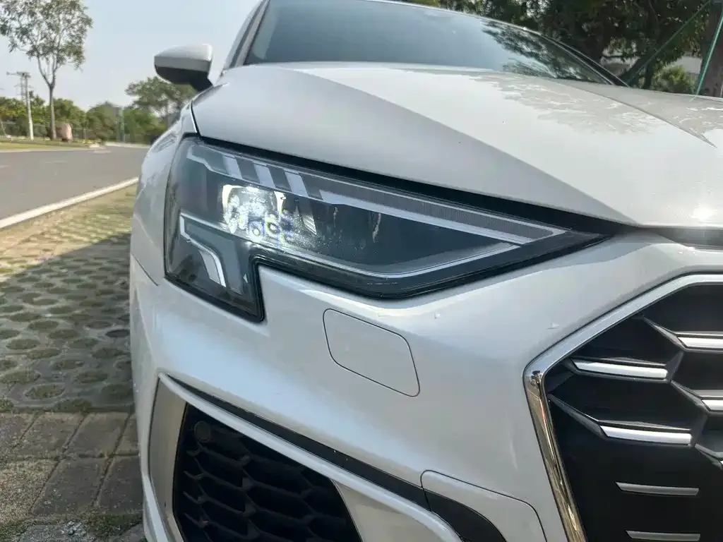 Audi A3 2023 из CN, фото 4