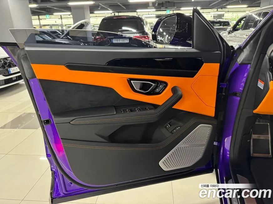 Lamborghini Urus 2024 из KR, фото 5