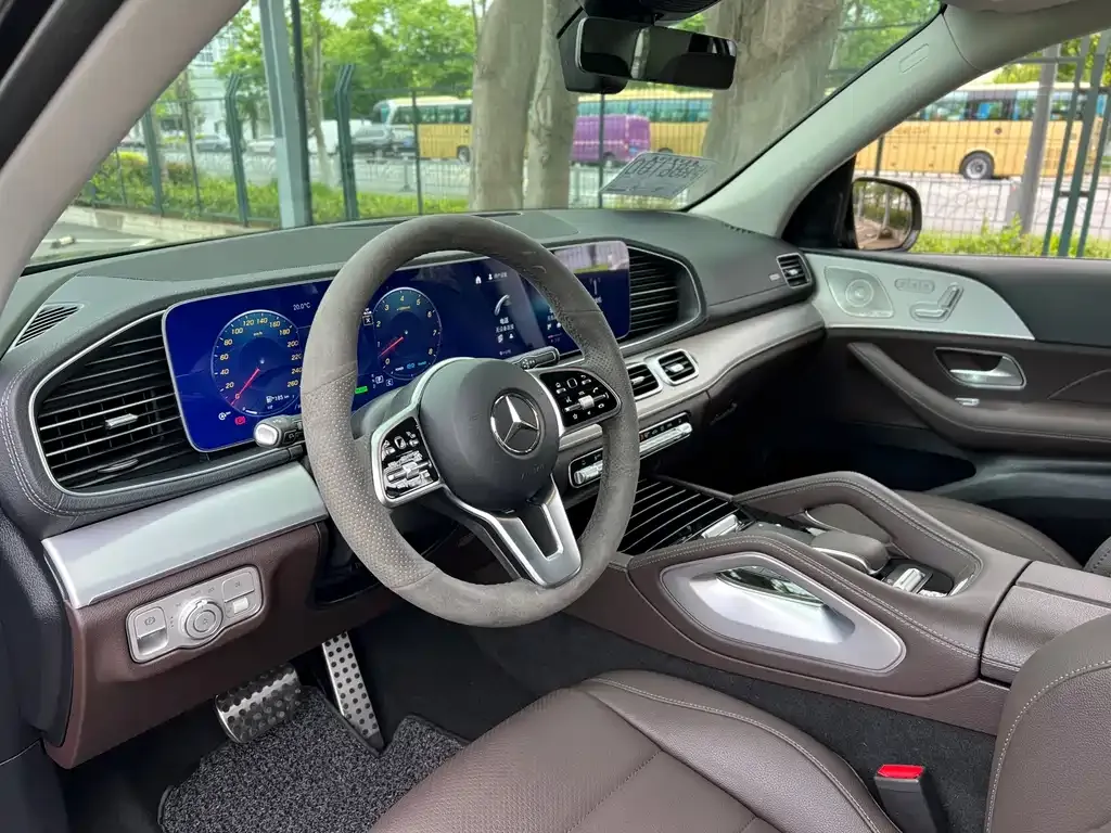 Mercedes-Benz GLE — фото 5